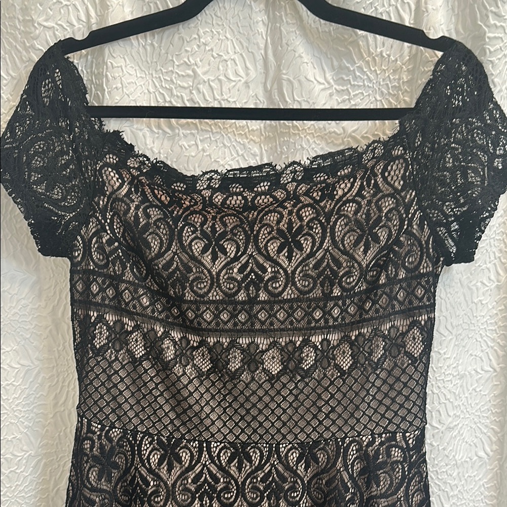 2/$20 Rewind Mini Dress Off-Shoulder Black Lace Overlay Cocktail Party Sz L - Picture 4 of 7